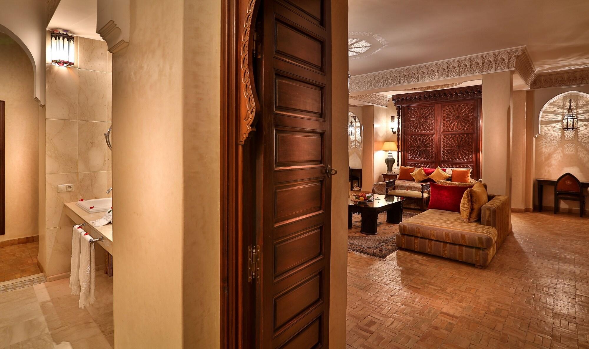 Riad Kniza Марракеш Екстер'єр фото A suite at the hotel