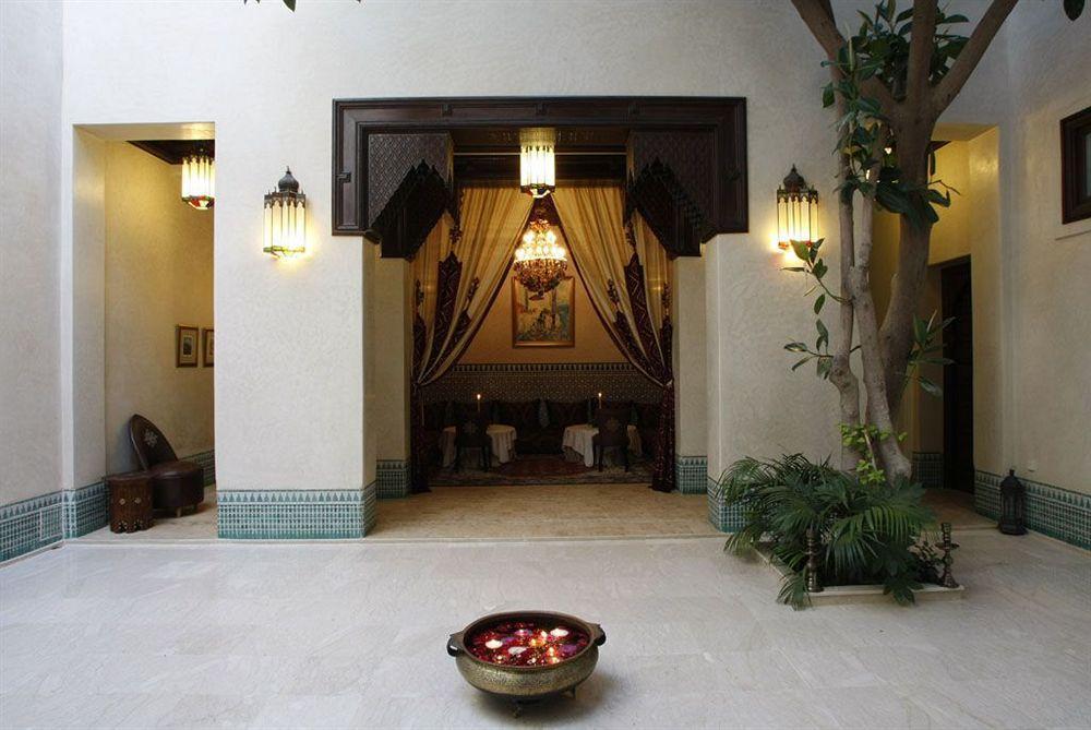 Riad Kniza Марракеш Екстер'єр фото The interior of the hotel